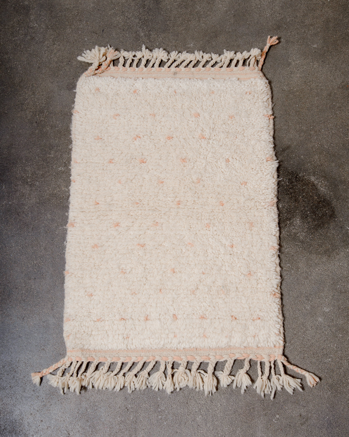 Modern, designer, handcrafted Berber rug from Morocco. Beniourain carpet with minimalist design, natural wool pile and a fluffy texture.